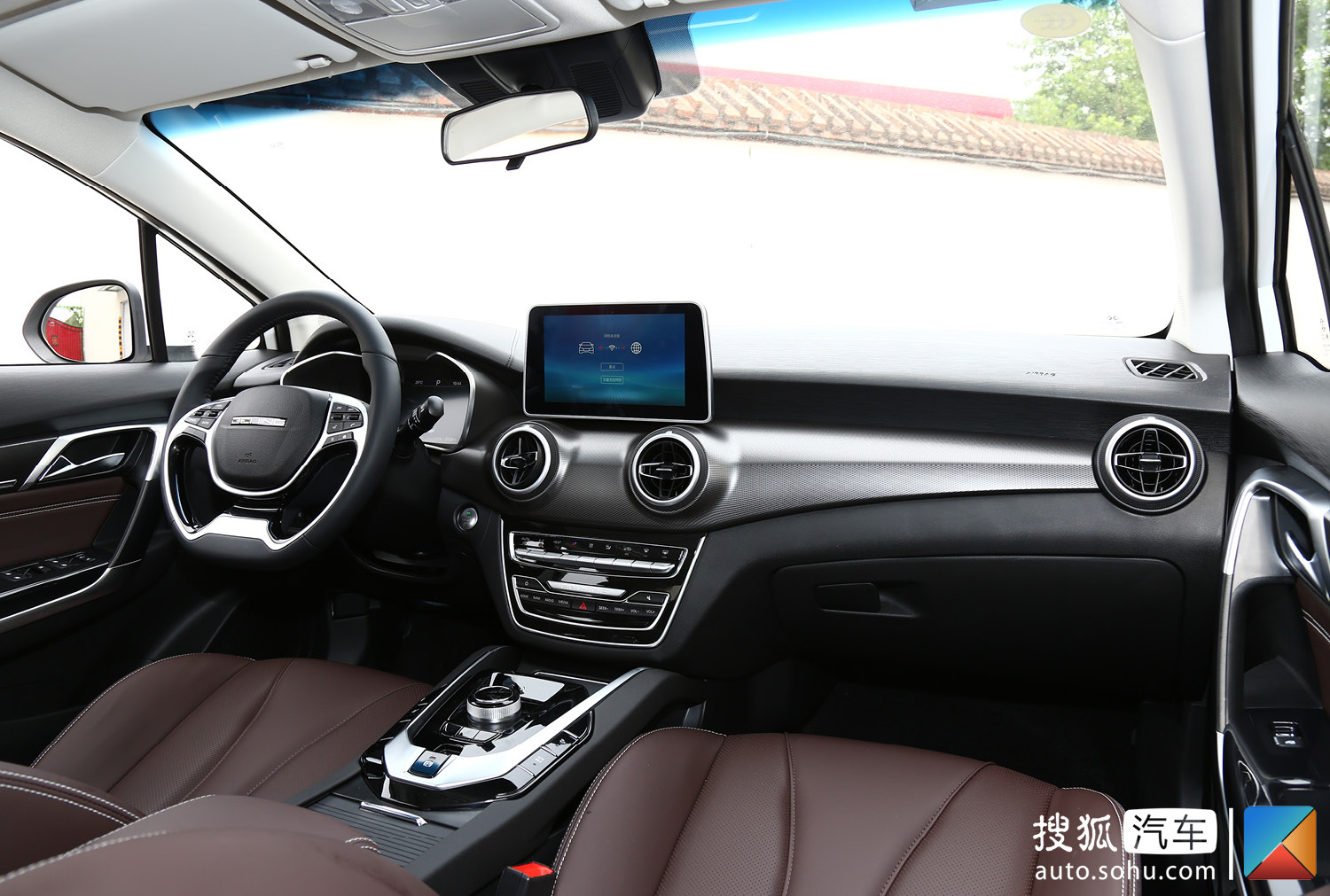 官方指導價12.99-17.19萬元 2020款BEIJING-EU5正式上市