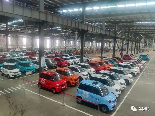 蔚來被老年代步車&ldquo;干翻&rdquo;？其實，奔馳寶馬奧迪們早就翻過了