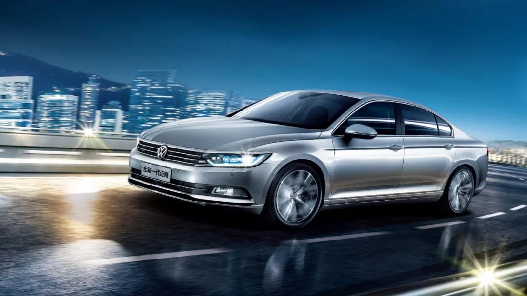 20萬左右，該買奔馳、寶馬、奧迪的A級車，還是普通品牌B級車？