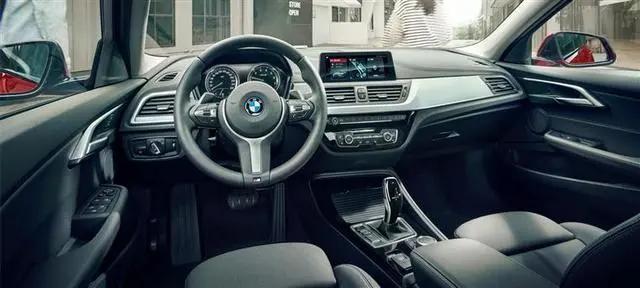 20萬出頭，豪華入門轎車怎么選？買這幾款錯不了