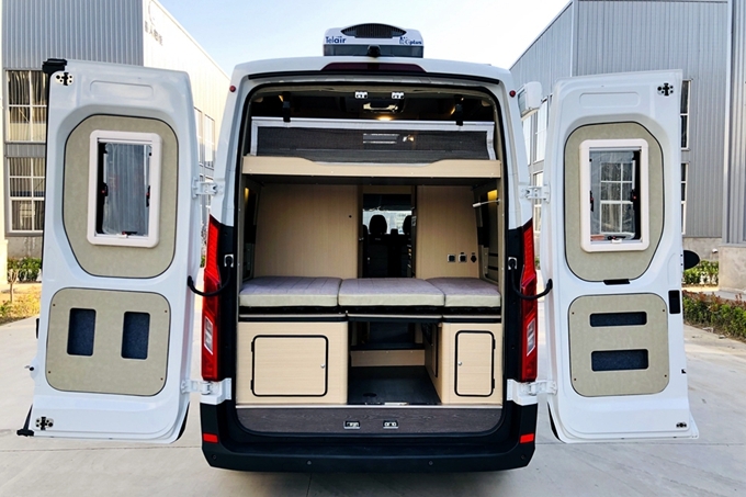 說實話！25.98萬-36.98萬 選V90自動擋B型房車 行內人也有些懵！ 