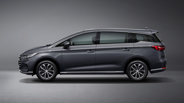 尺寸加長顏值提升，新款比亞迪宋MAX官圖曝光