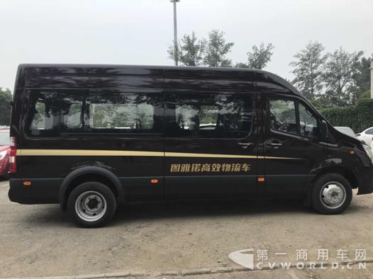 �ȸ�Ʒ����3�f��Ԫ �@���p��̥؛܇����90��С��