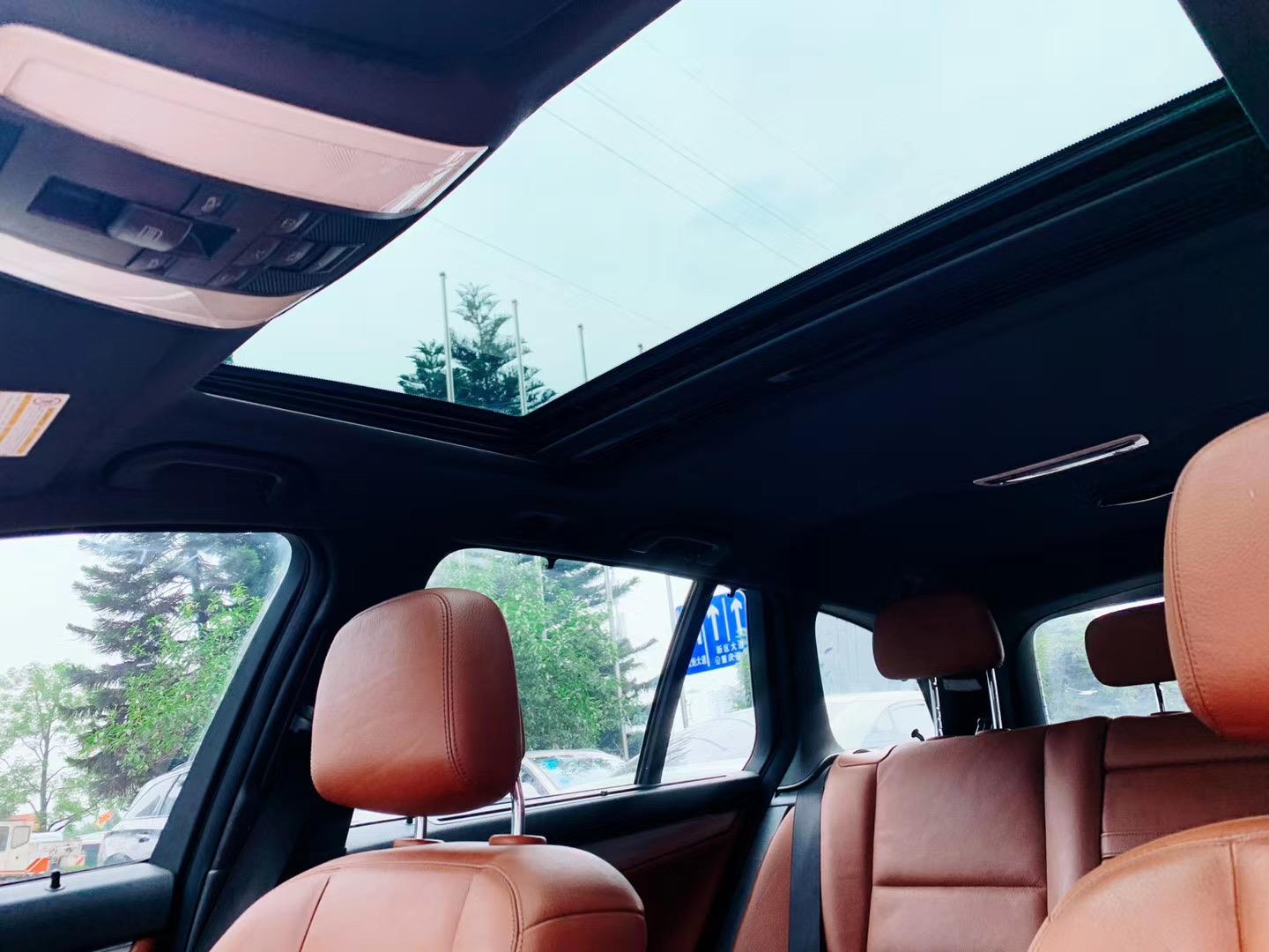 2011年奔馳C200旅行版10萬公里里程數 極品車況