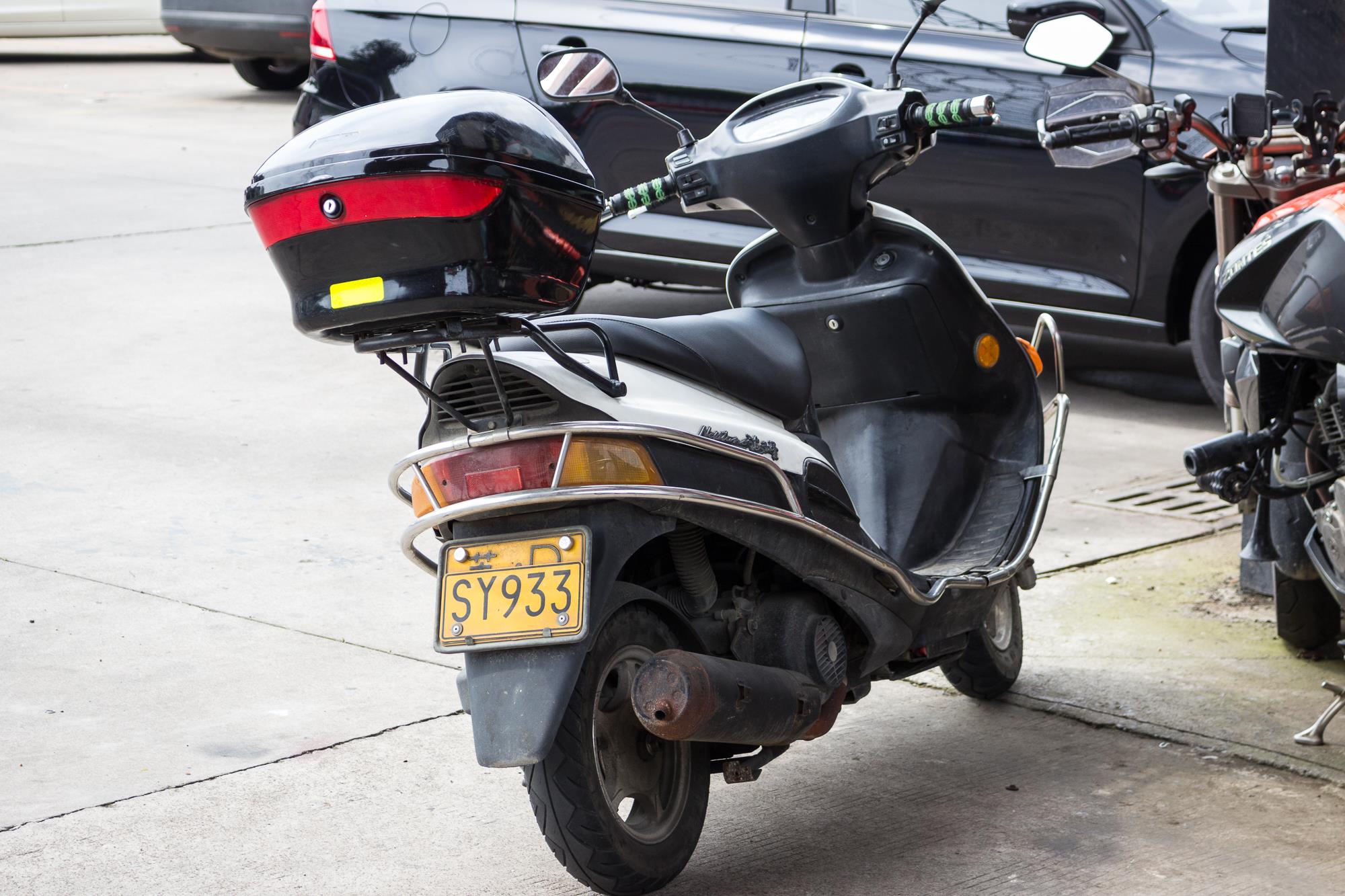 �Ͽ�����ľ������̤��Ħ��܇���v֮���ƶ����ΰ���Ƥ�����w��