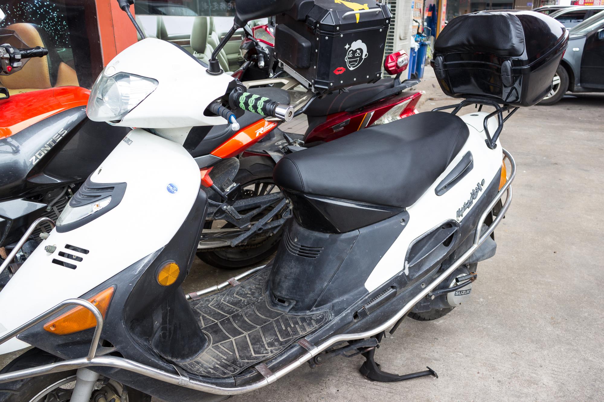 �Ͽ�����ľ������̤��Ħ��܇���v֮���ƶ����ΰ���Ƥ�����w��