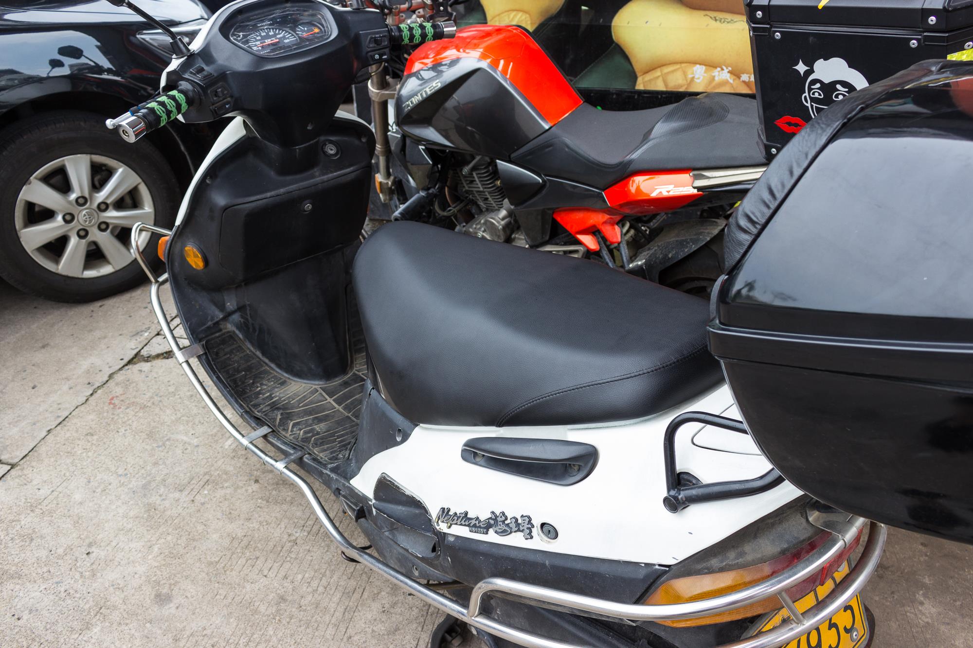 �Ͽ�����ľ������̤��Ħ��܇���v֮���ƶ����ΰ���Ƥ�����w��