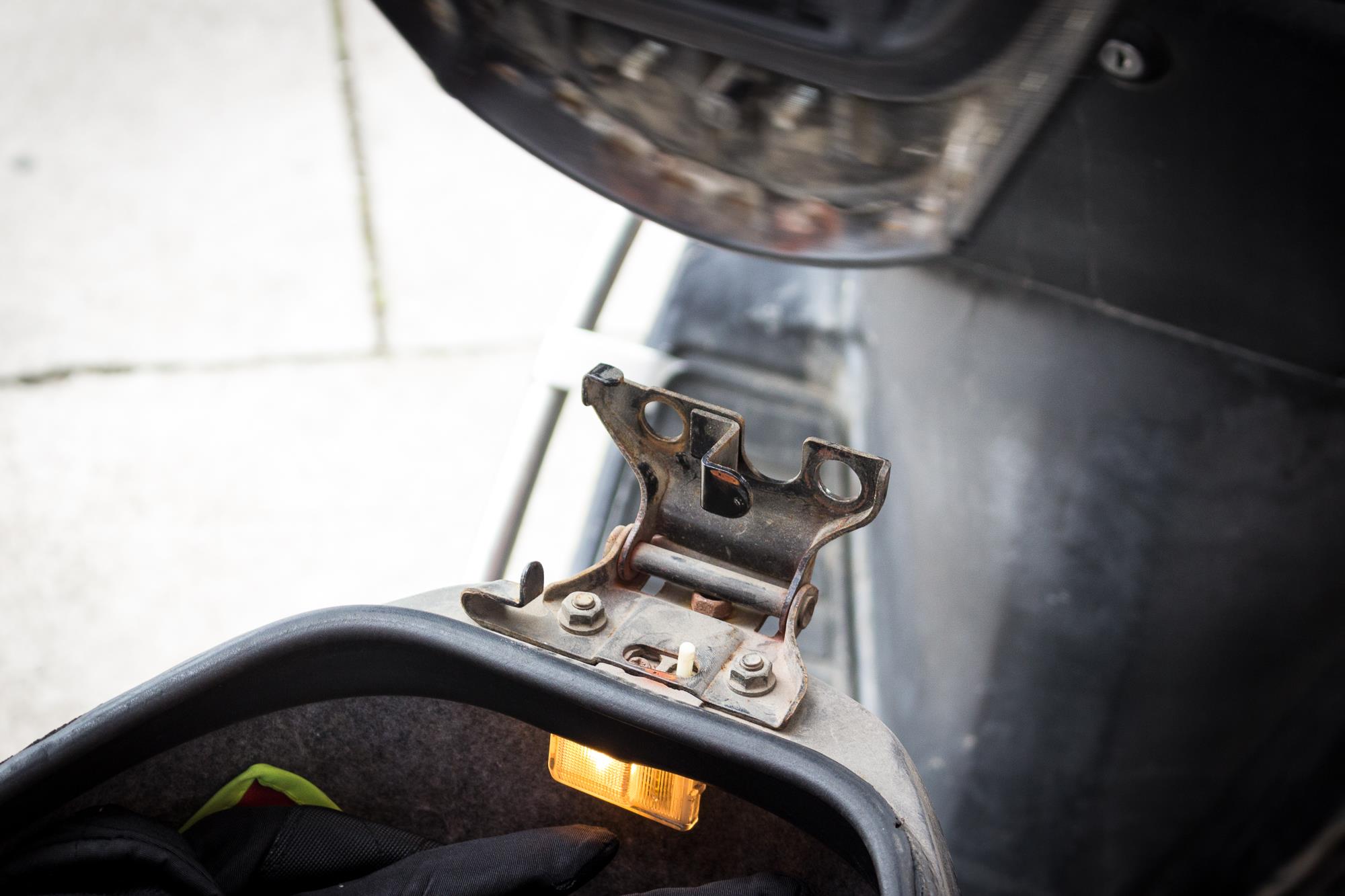 �Ͽ�����ľ������̤��Ħ��܇���v֮���ƶ����ΰ���Ƥ�����w��