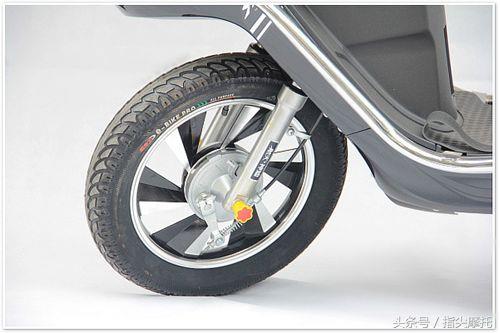 摩托車前叉減震漏油怎么辦?