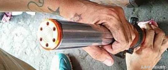 全圖直播手把手教你進行摩托車法斯特Fast前減震器的維修與換