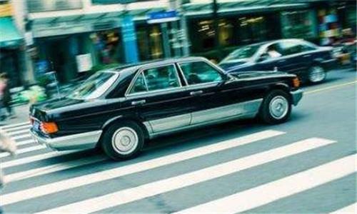 16���܇�ӣ�����һ��əz�����S�ˣ������ƈ�U߀�ǵ�ȥ��U