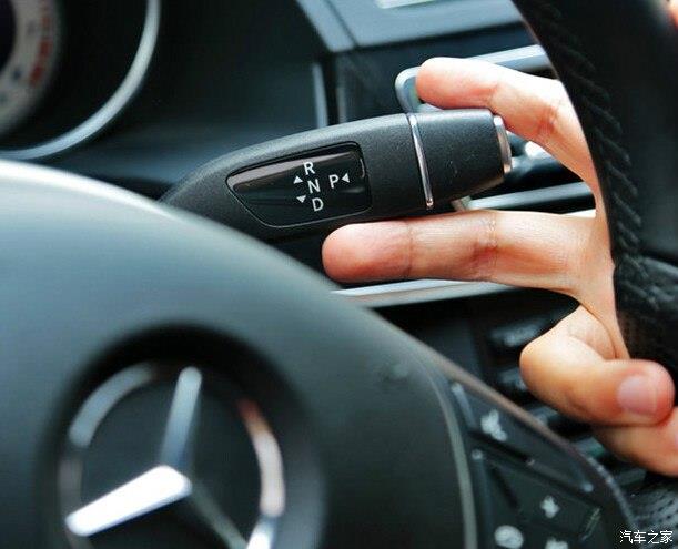 ���Y�ēQ���Uȥ������OUT�����] �f�^�ѓ�����