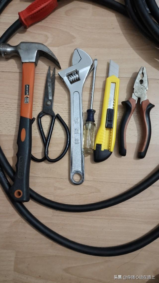 汽車電瓶沒電怎么辦?自制搭電線,管用一輩子