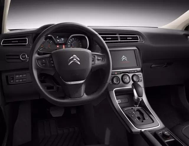 新車:10.78萬元-16.48萬元,東風雪鐵龍C4世嘉