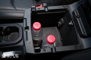 �ۿ�SUV���I�yԇ ȫ��Jeep���R��Sahara