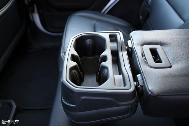 �ۿ�SUV���I�yԇ ȫ��Jeep���R��Sahara