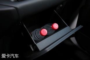 �ۿ�SUV���I�yԇ ȫ��Jeep���R��Sahara